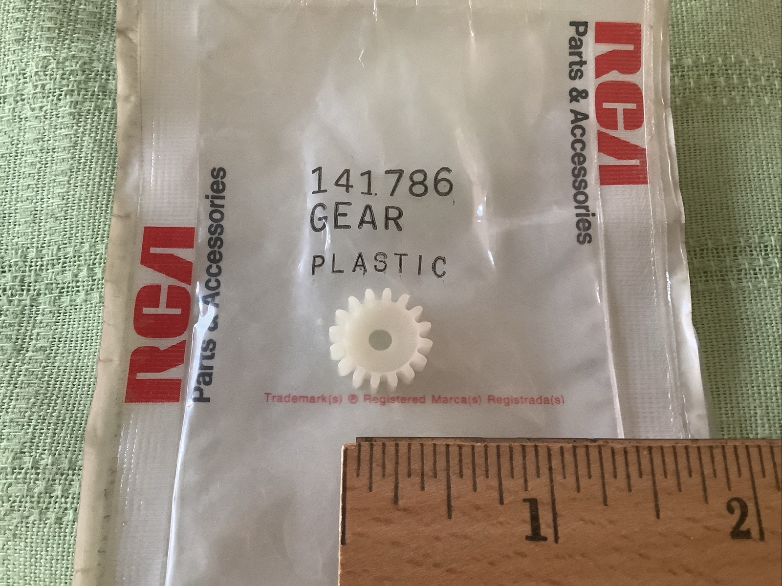 RCA OEM Part 141786 Plastic Turntable Gear