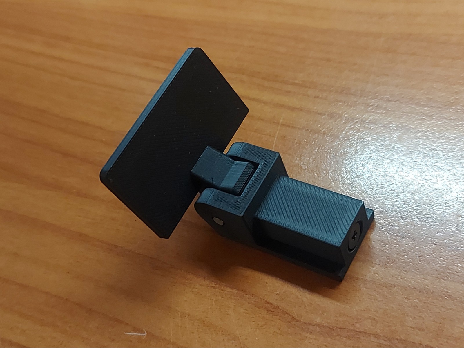 1x Turntable Dust Cover Hinge Hinges Member RELOOP RP-2000 MK3