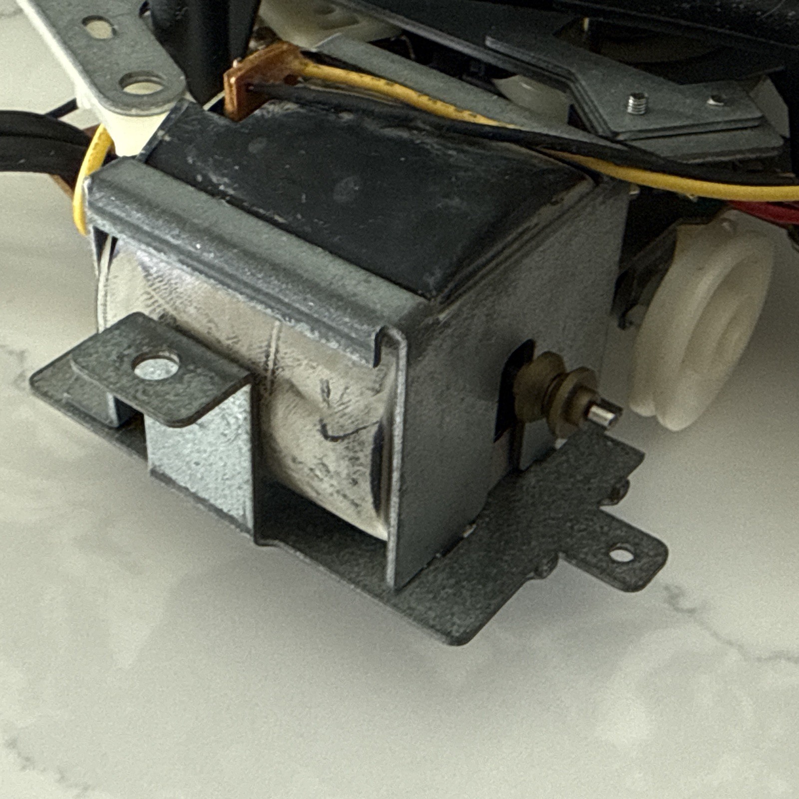 Technics SL 1600 MK2 Main Motor Assembly with Sensor and Mounting Base