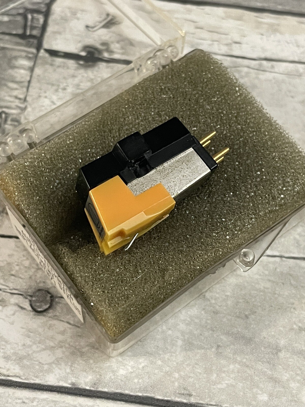 AUDIO TECHNICA AT71 CARTRIDGE AND GENUINE AUDIO TECHNICA ATN71 STYLUS