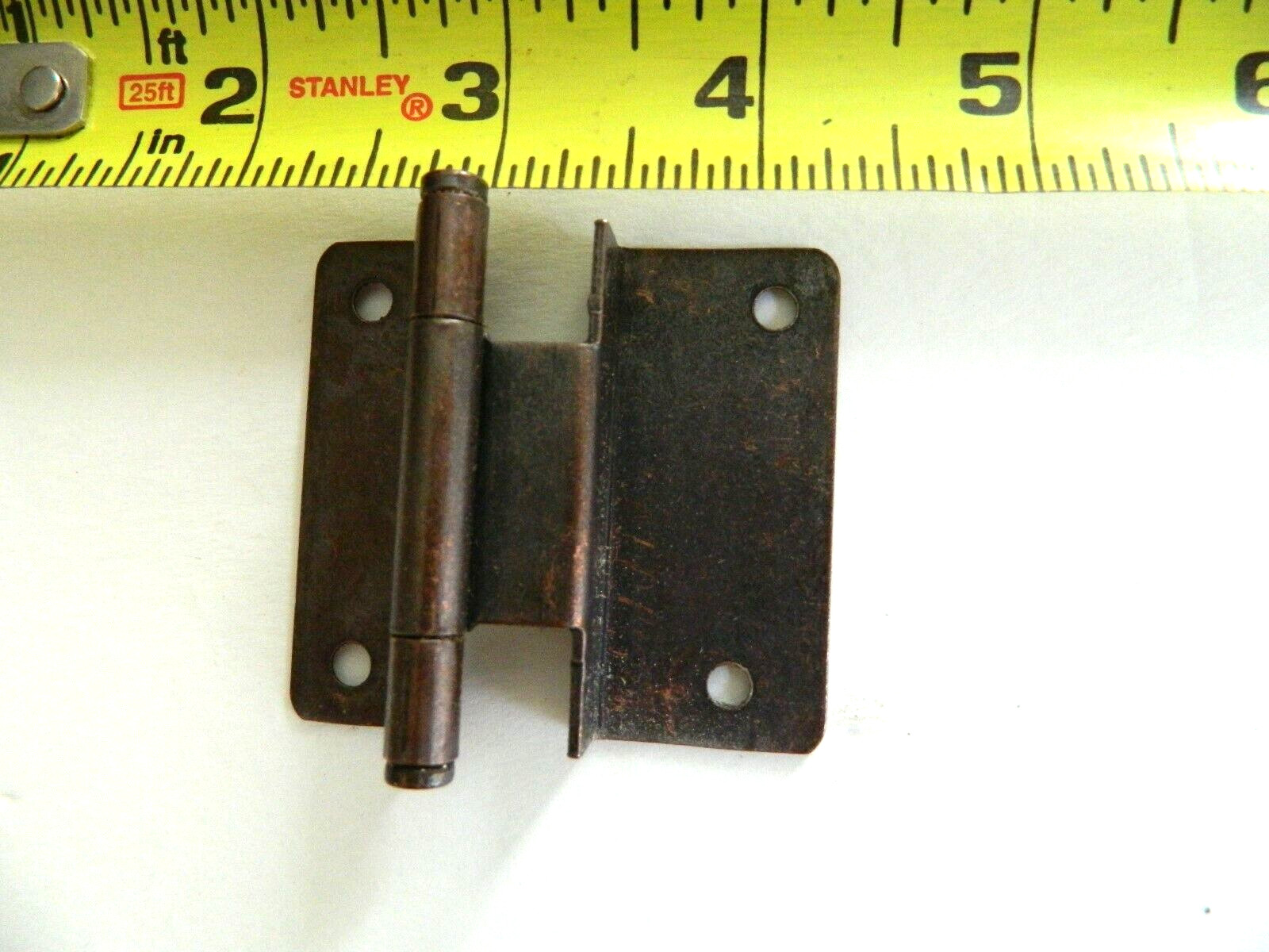 3/8 INCH OFFSET HINGES – MADE IN U.K.- 40 PIECES – ANTIQUE BRASS FINISH – NOS