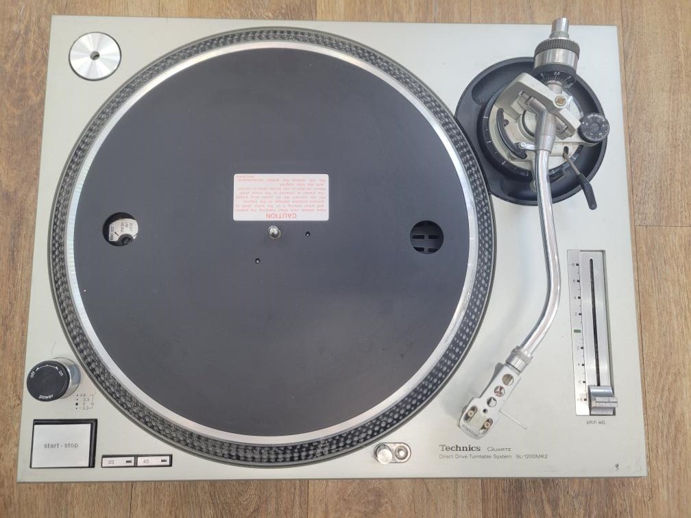 TECHNICS SL-1200MK2 (SBL014911)