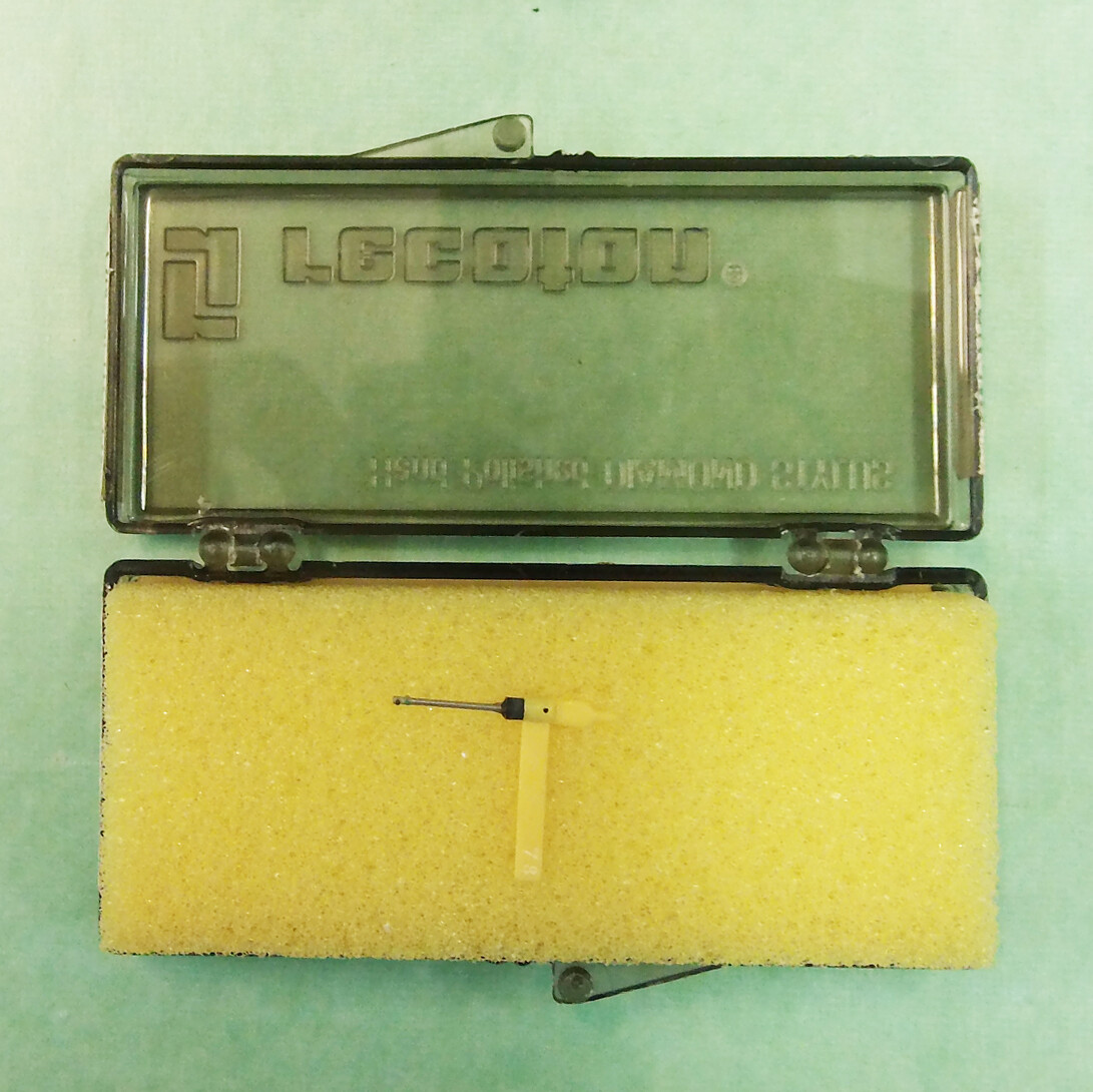 Sonotone N25T-SD N28T Sonotone 28T 29T 32T PHONOGRAPH NEEDLE STYLUS for 812-DS73