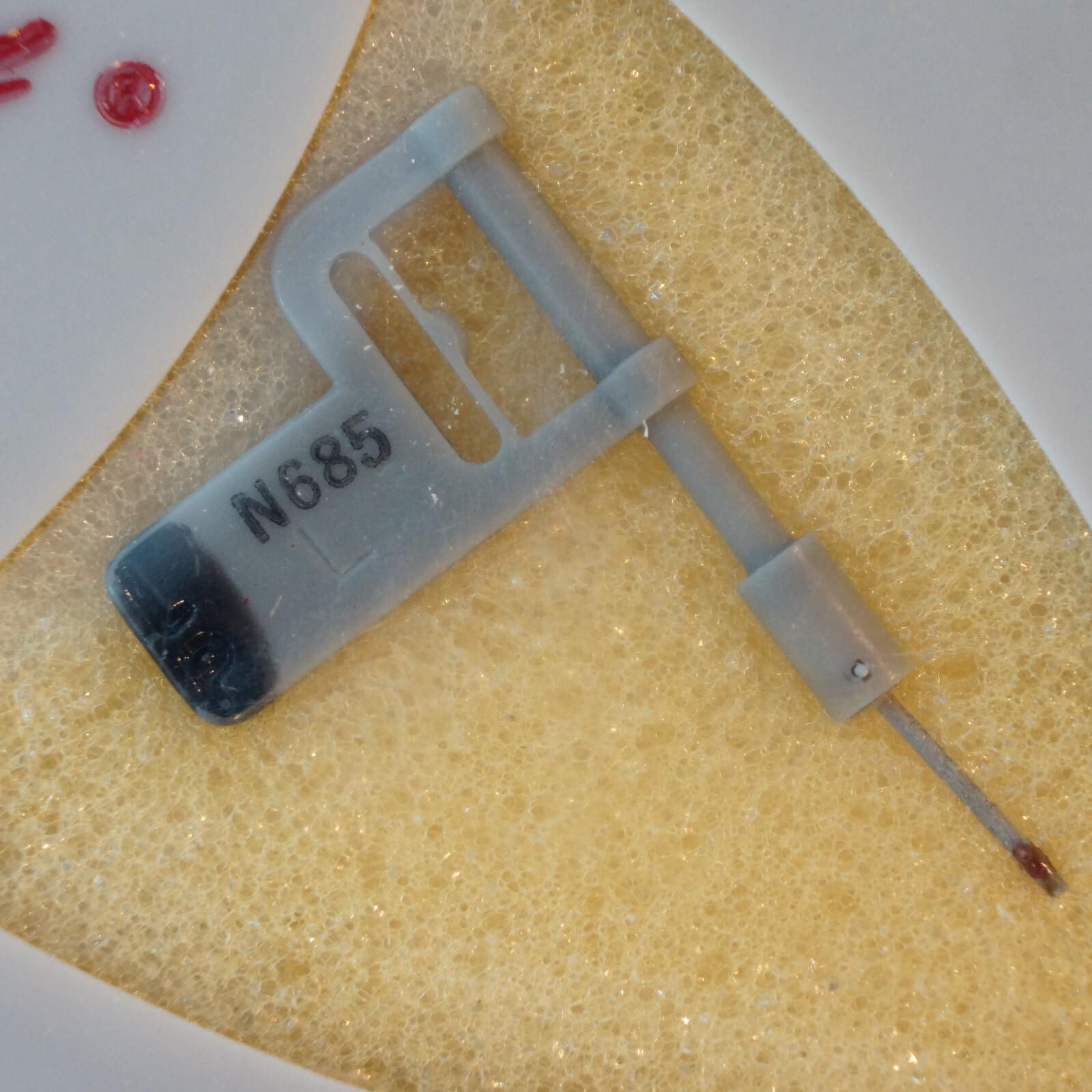 NOS Astatic Sapphire Needle N685 for Sonotone N17TLA-S77