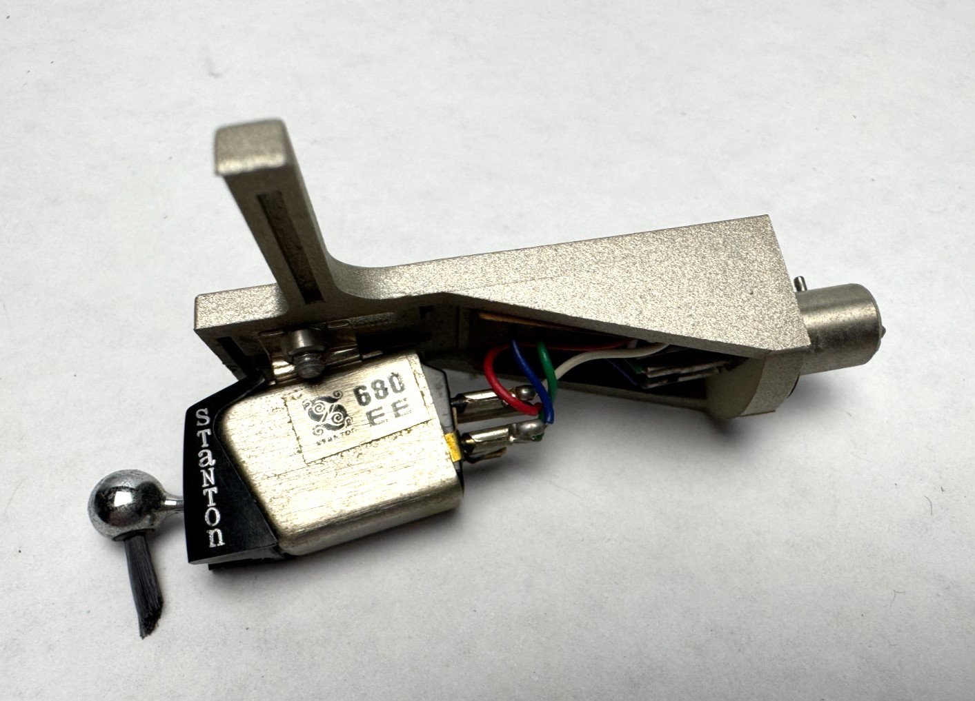 STANTON 680 EE Cartridge/ Headshell. Tests OK. Needs D680 Stylus (BdB)