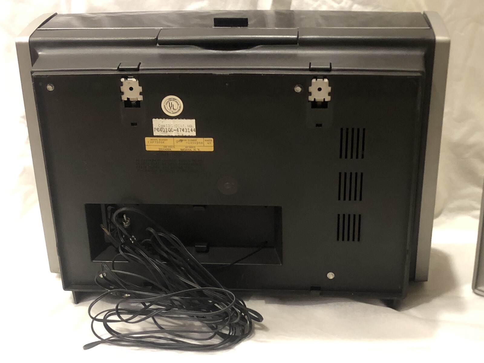 Sylvania Solid State Turntable EXP750BK Record Player With Speakers Made In USA