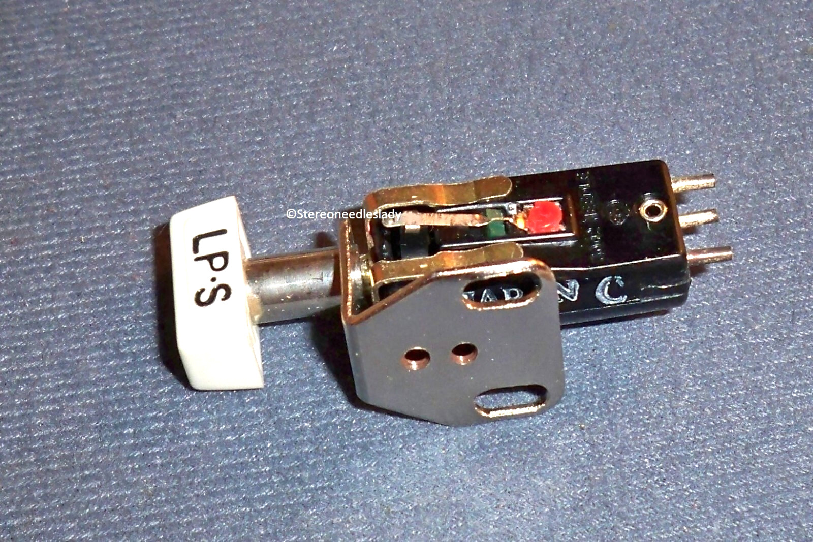 Electro-Voice EV 142 142D for Astatic 76TSB CRYSTAL 2.0 VOLTS CARTRIDGE
