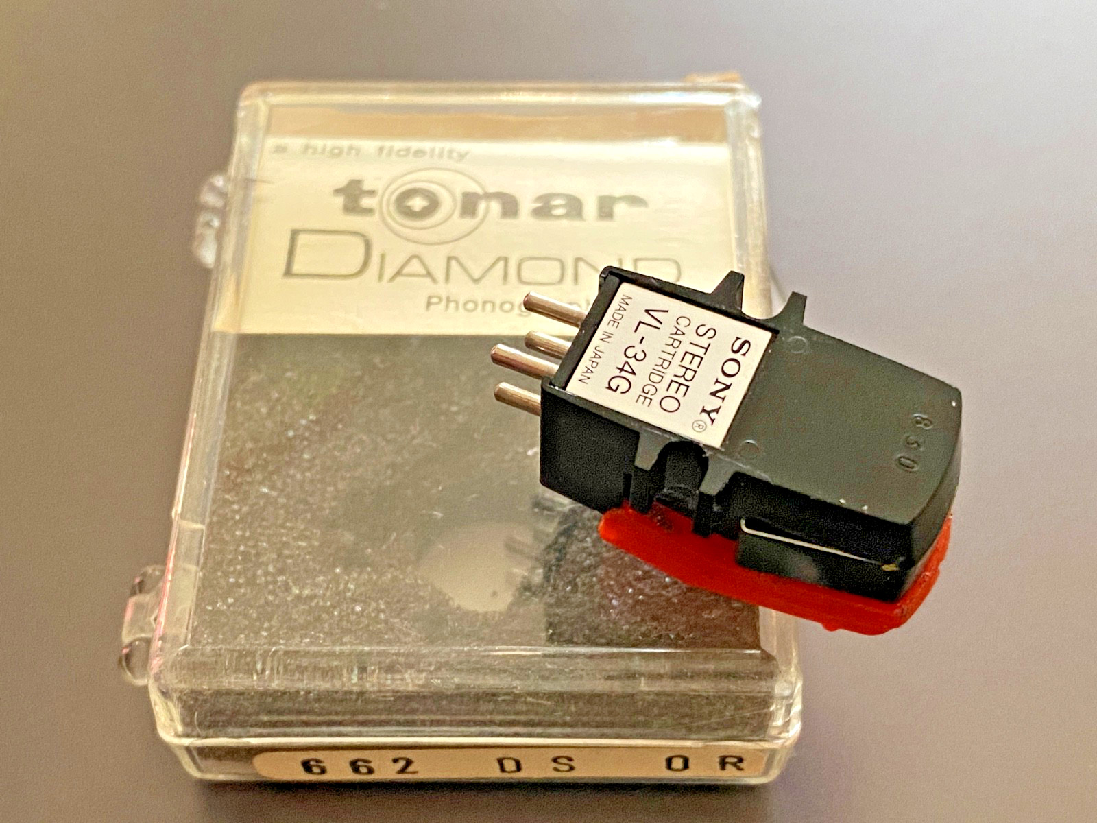 Vintage Sony VL34G Cartridge with NOS Original Stylus (made by Tonar)