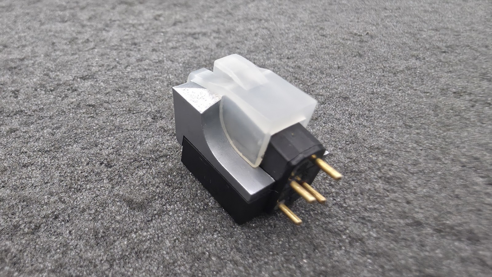 Technics 200C. EPC-84SM. Cartridge With Original stylus