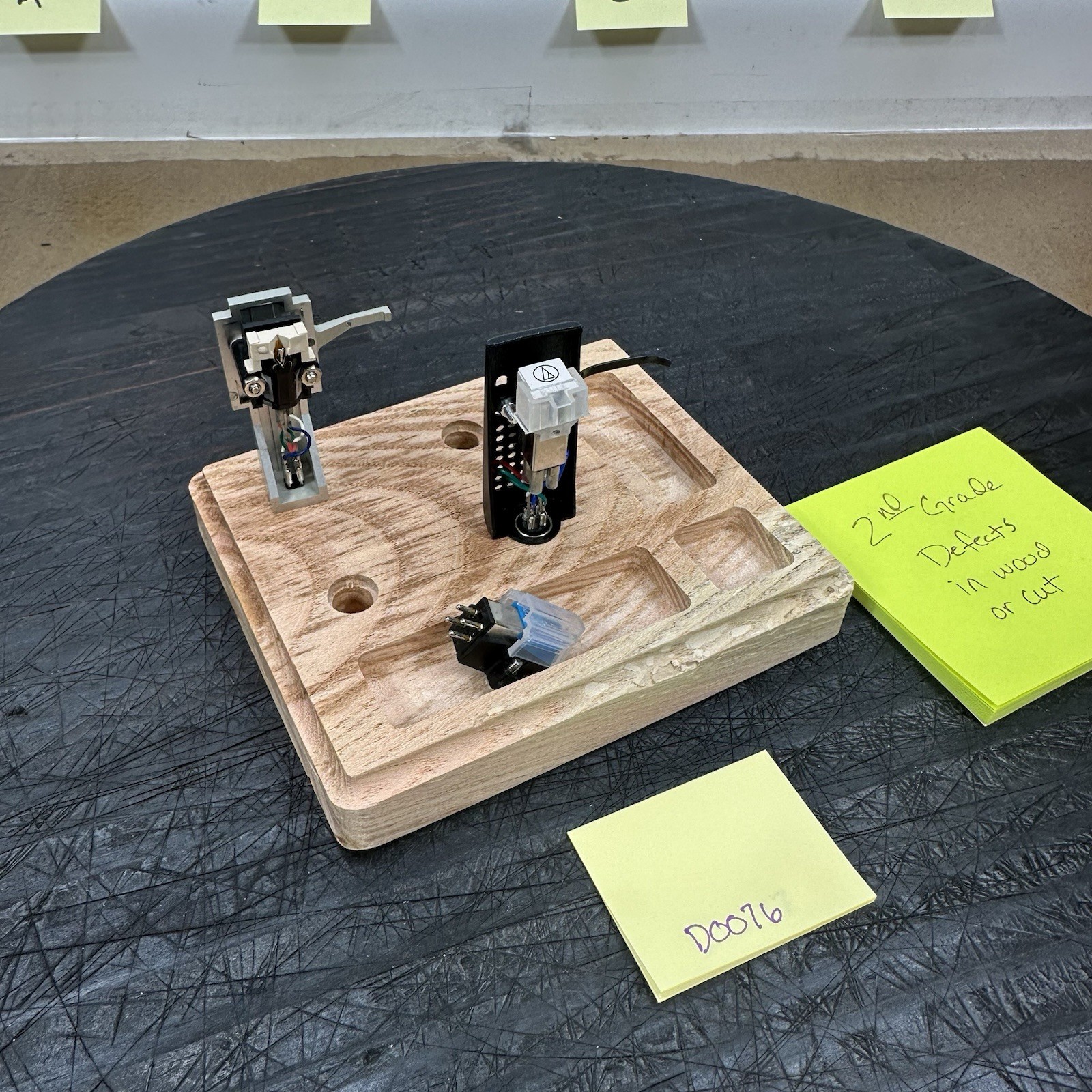 Turntable Cartridges Headshell Stand Display Honey Locus – 4 + Accessories Read