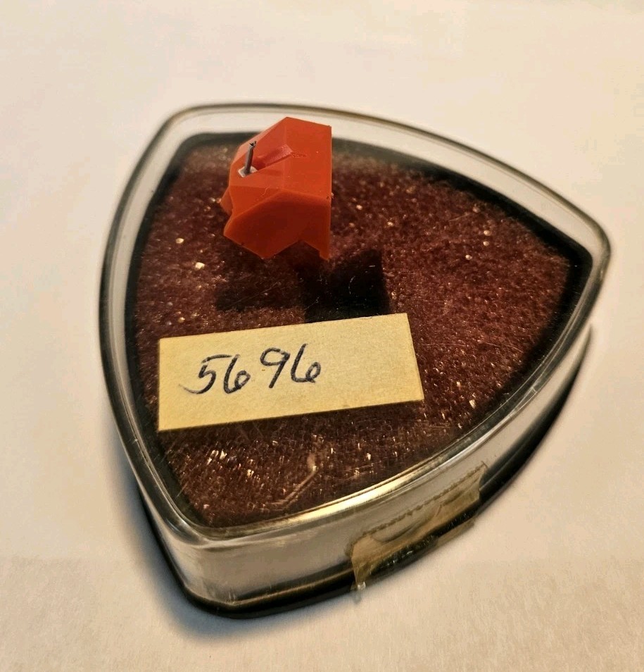 TURNTABLE STYLUS NEEDLE for SANYO FISHER ST41D ST-41D C8-8800 ZAFIRA PART #5696