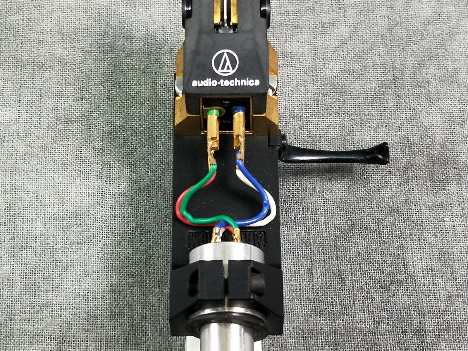 Audio-Technica AT-150E MC Cartridge with MS-9 Headshell In EXcellent Condition