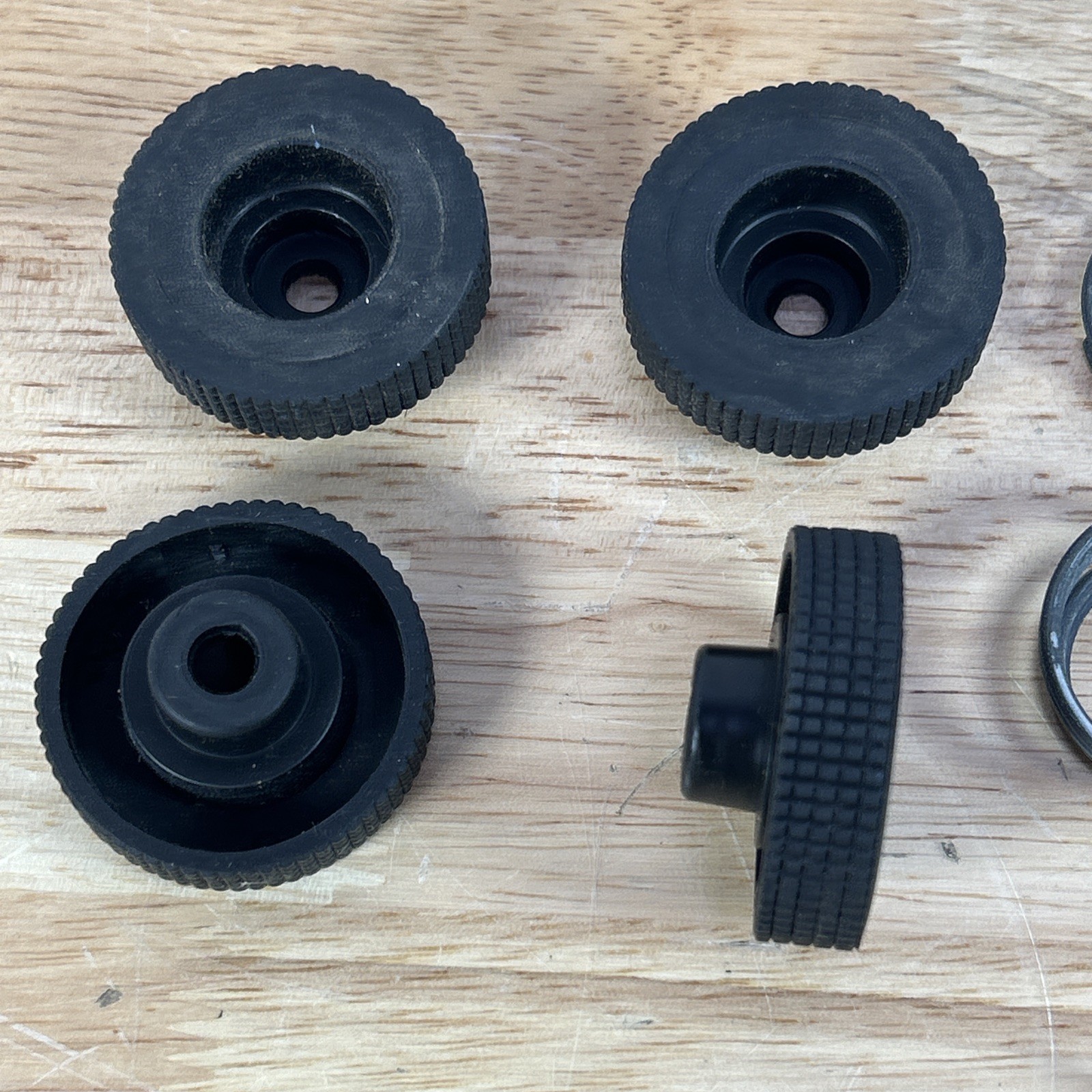 4 Original Technics Turntable Rubber Feet Springs Screws SL-BD20 BD1 BD22 BD27