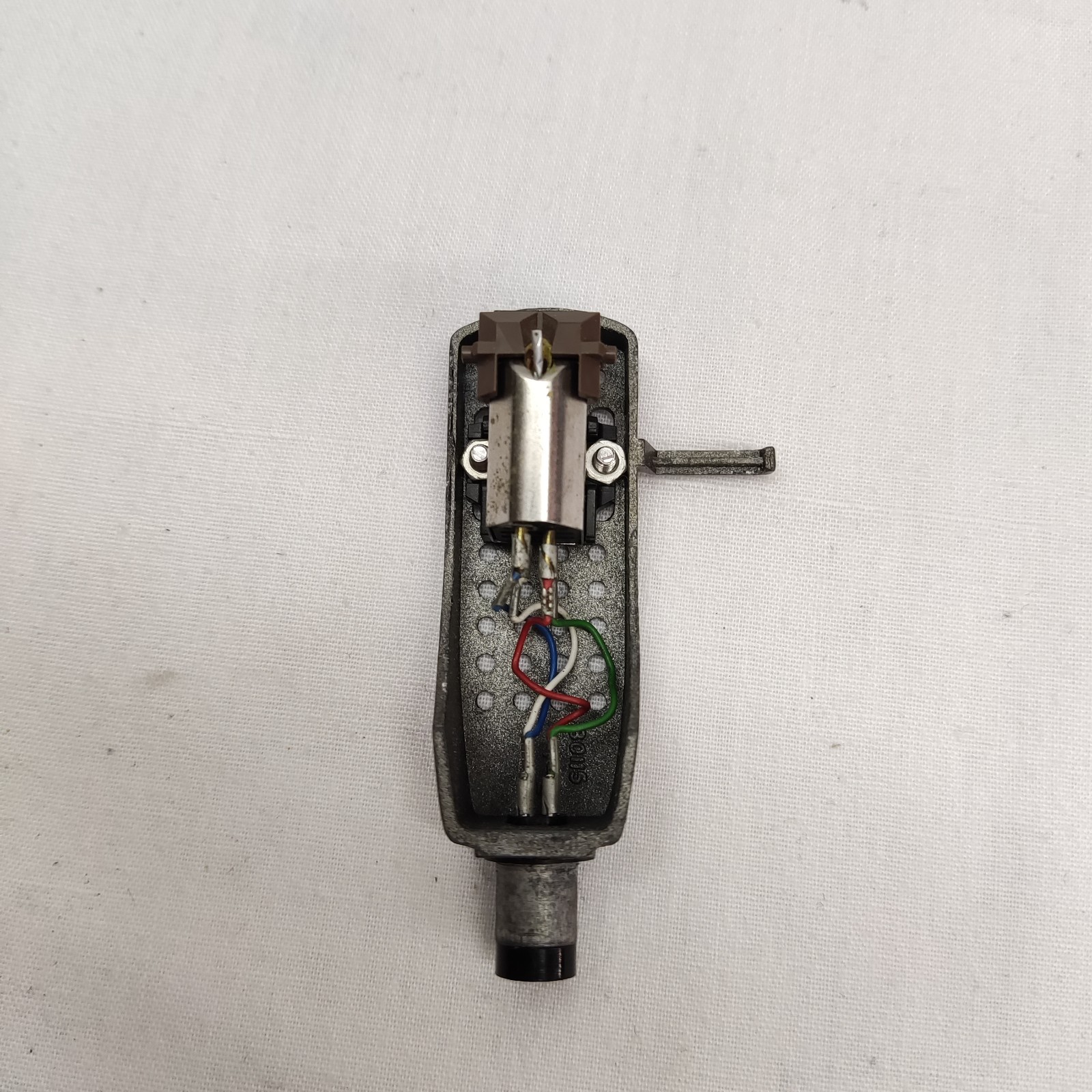 SHURE REALISTIC R25XT CARTRIDGE WITH SHURE 3X STYLUS NEEDLE AND HEADSHELL