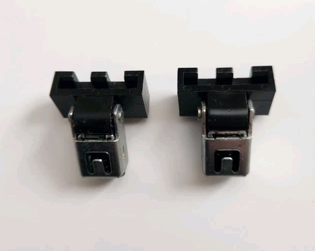 2 OEM Technics Turntable Dust Cover Hinges SL-BD20