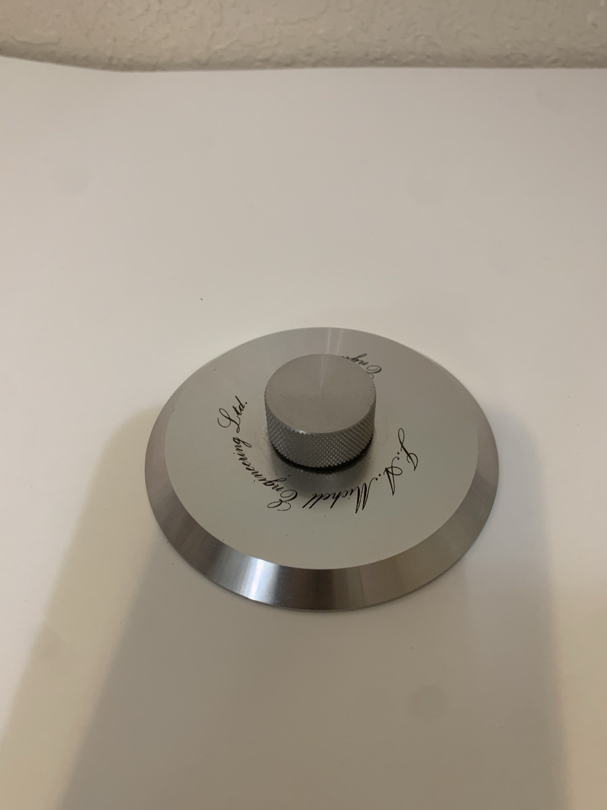 J.A. Michell Engineering Ltd. Hockey Puck Record Turntable Stabilizer Audiophile