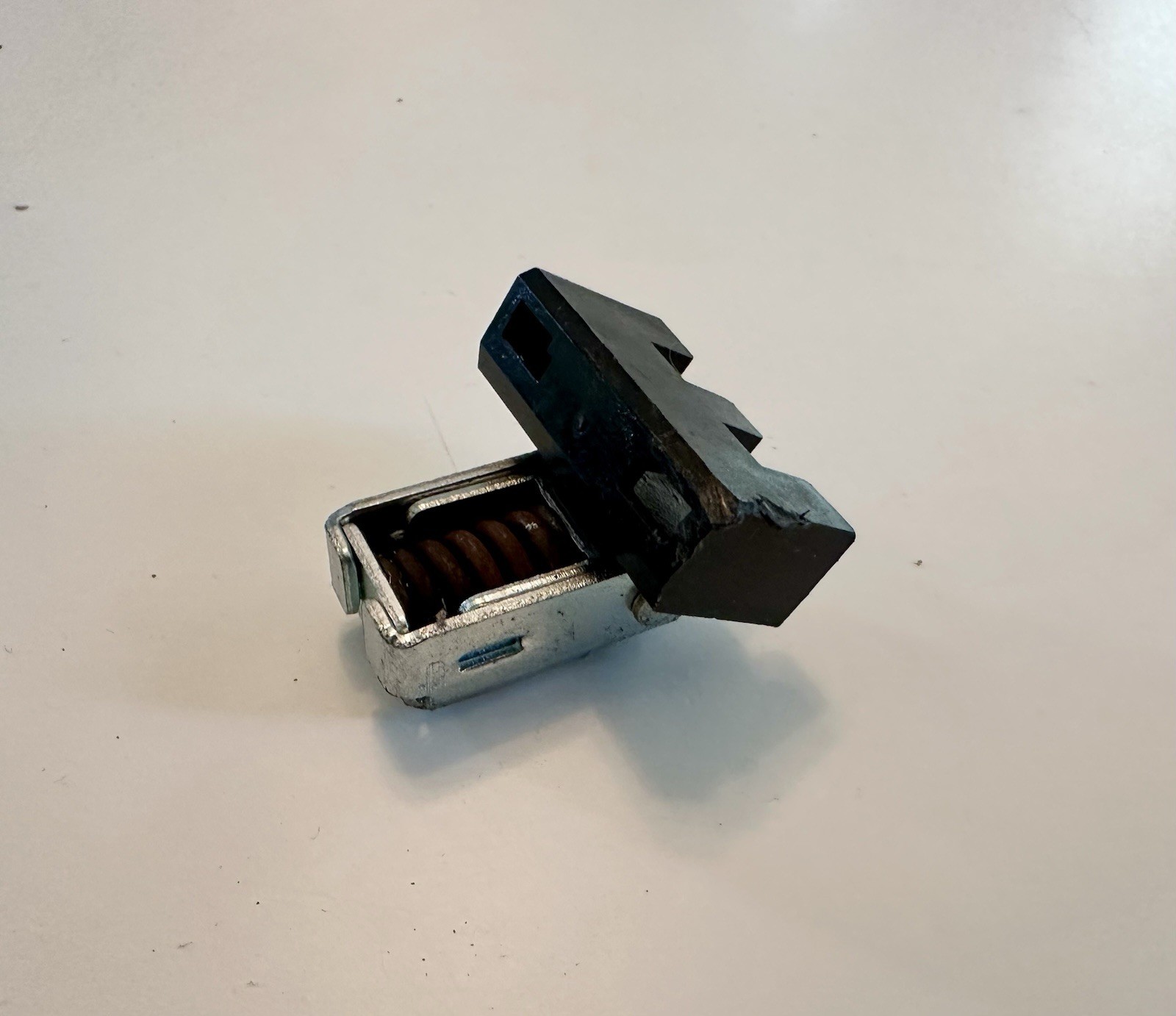 Technics Yamaha Panasonic MCS Turntable Dust Cover Hinge Fits Others See List