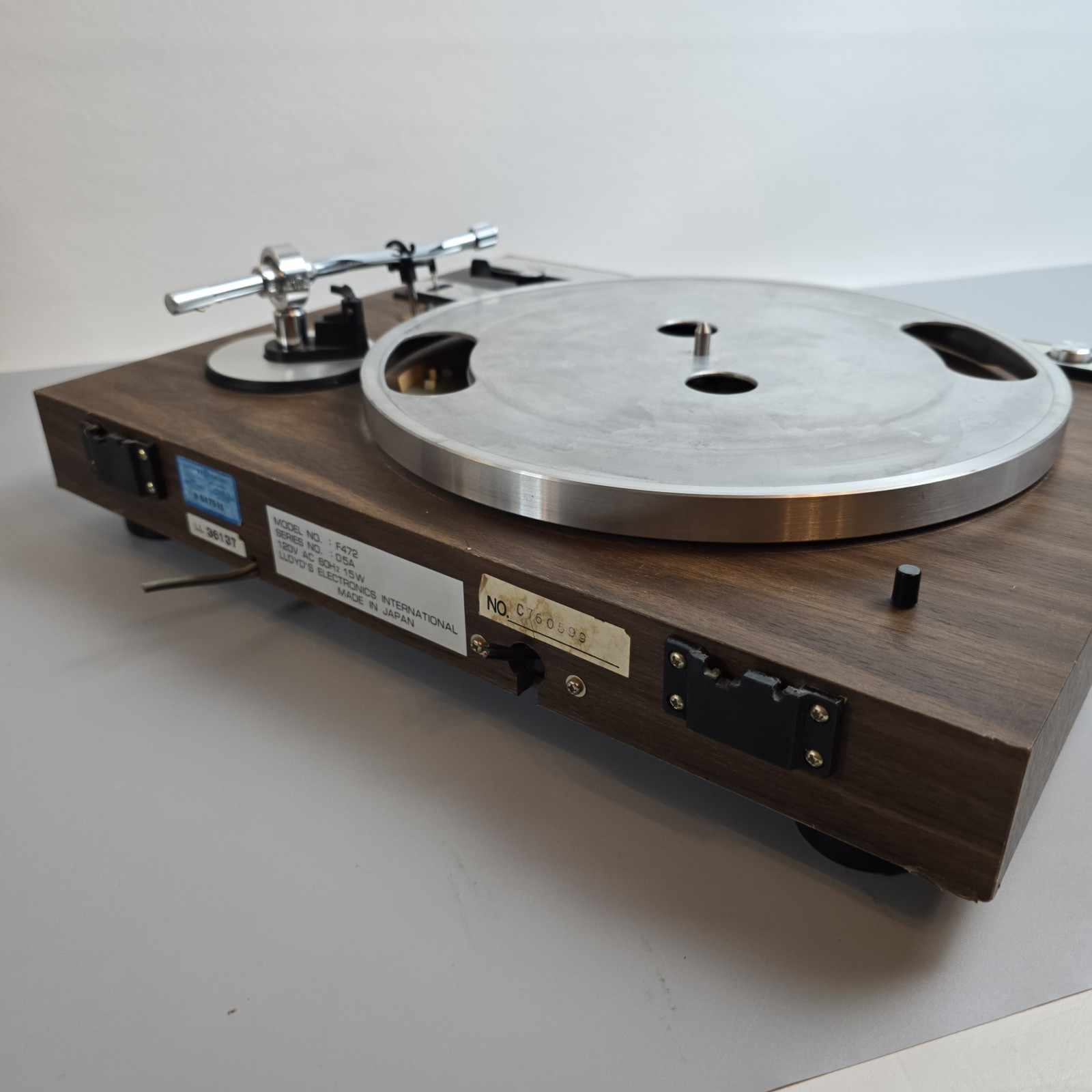 Lloyd’s Turntable F472 Japan 1960s Early 1970s Wood Base P/R Beautiful Project