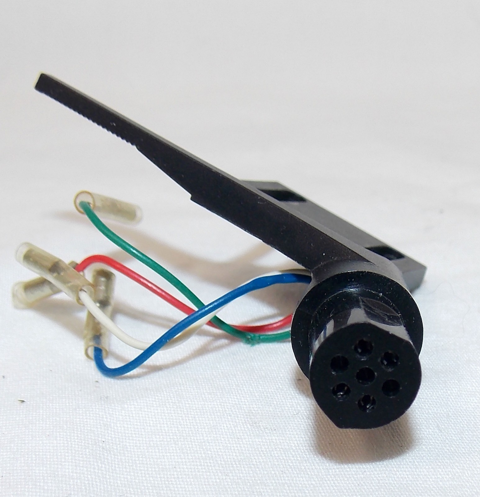 Turntable Headshell for Straight Tonearm 1/2″ Mount ~ Black w/ Wires