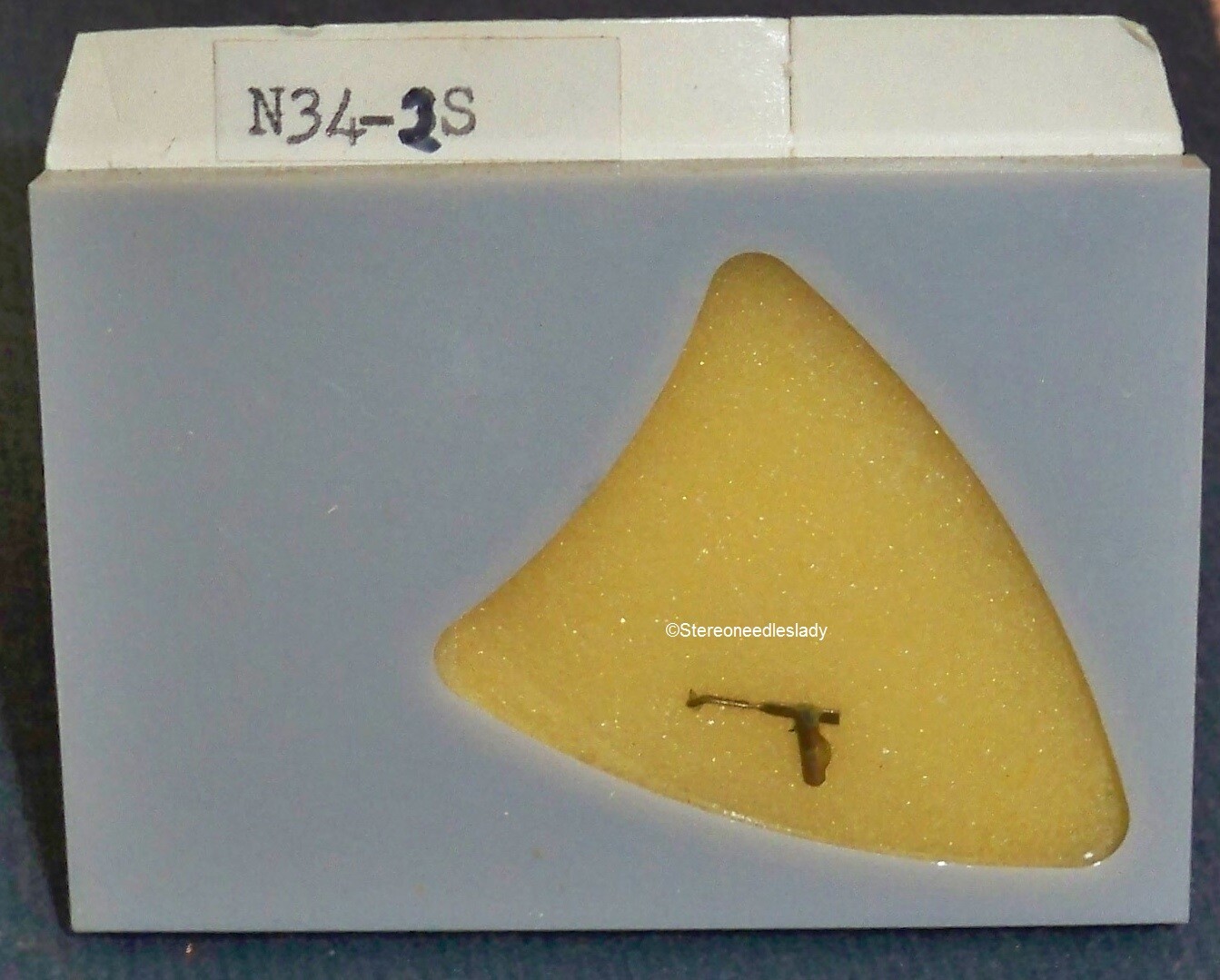PHONOGRAPH NEEDLE Astatic N34-2s for Astatic Q-33 J M X Astatic CAC LQD 46 48