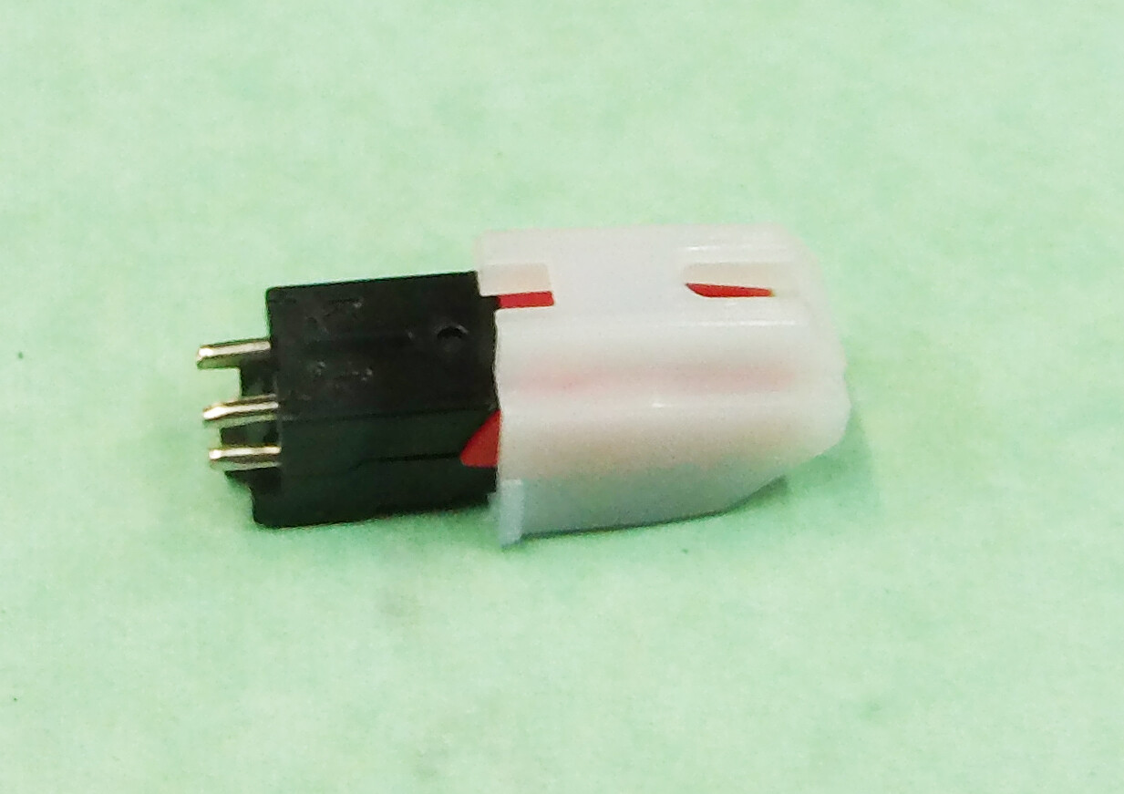 NEW PHONOGRAPH CARTRIDGE CROSLEY TURNTABLE P-188D DIAMOND CARTRIDGE & NEEDLE