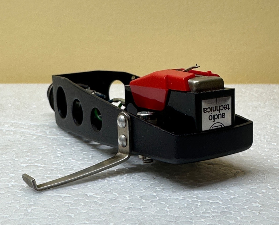 Audio-Technica Headshell with AT12XE Cartridge