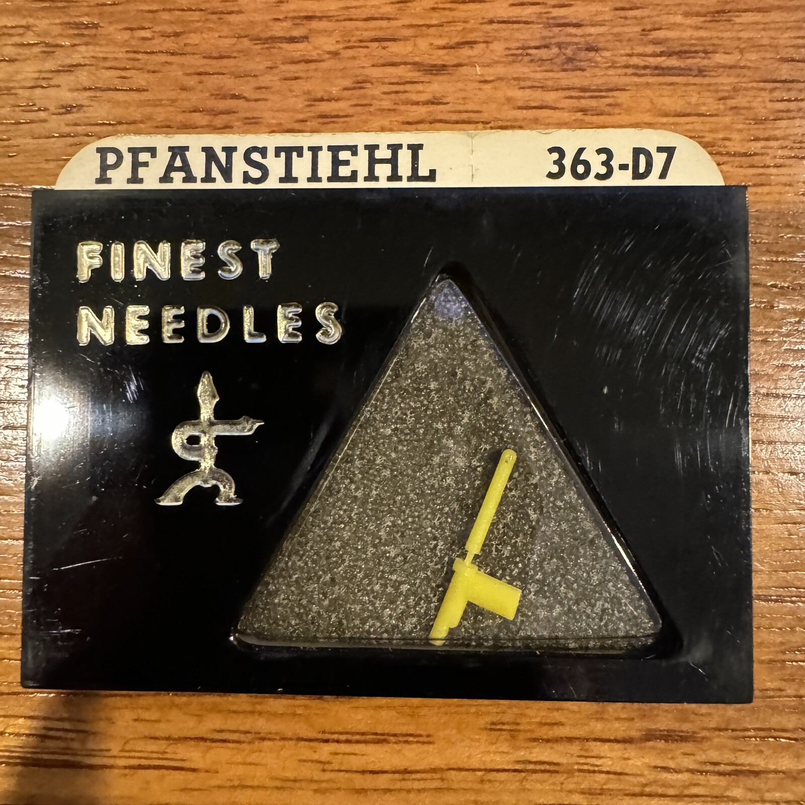 PFANSTIEHL NEEDLE 363-D7 / ELECTRO-VOICE 147D NEW – OLD STOCK