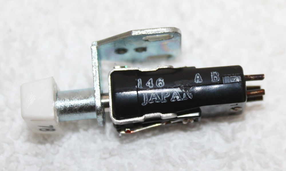 Electro-Voice 146 Phono Cartridge 3009 3002 Needle ~ NOS Replaces Astatic 86TSB