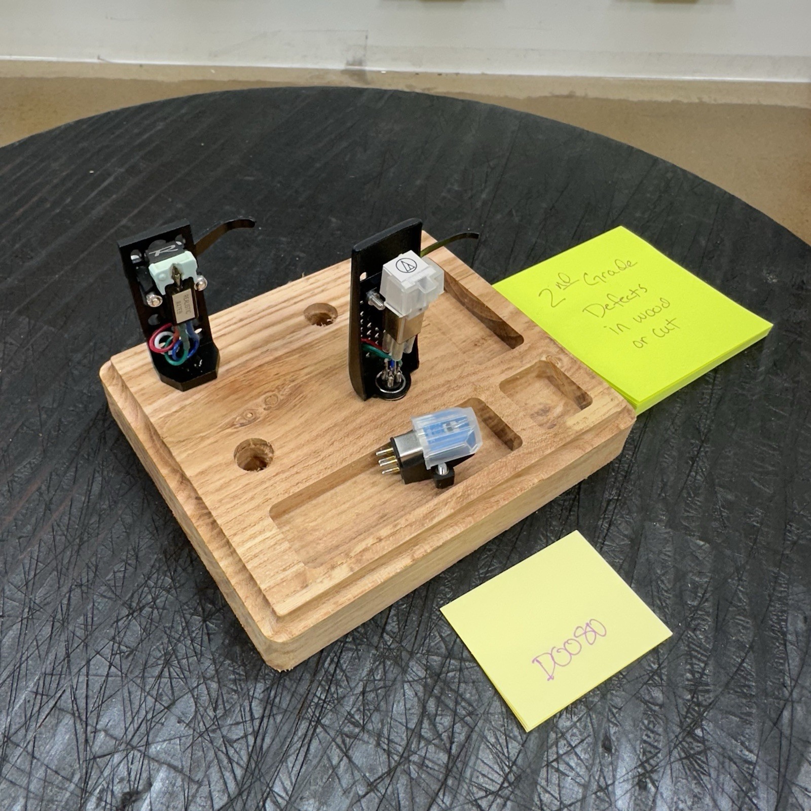 Turntable Cartridges Headshell Stand Display Honey Locus – 4 + Accessories Read