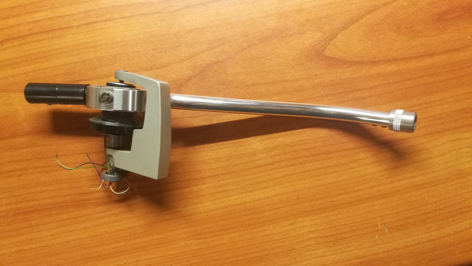 Technics SFPM31101K – SL-D1 SL-D2 SL-D3 TURNTABLE ARM – SILVER TONE ARM