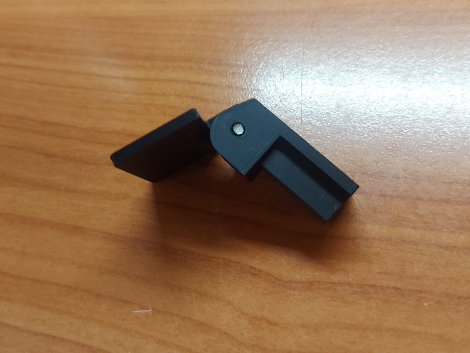 1x Turntable Dust Cover Hinge Hinges Member RELOOP RP-2000 MK3
