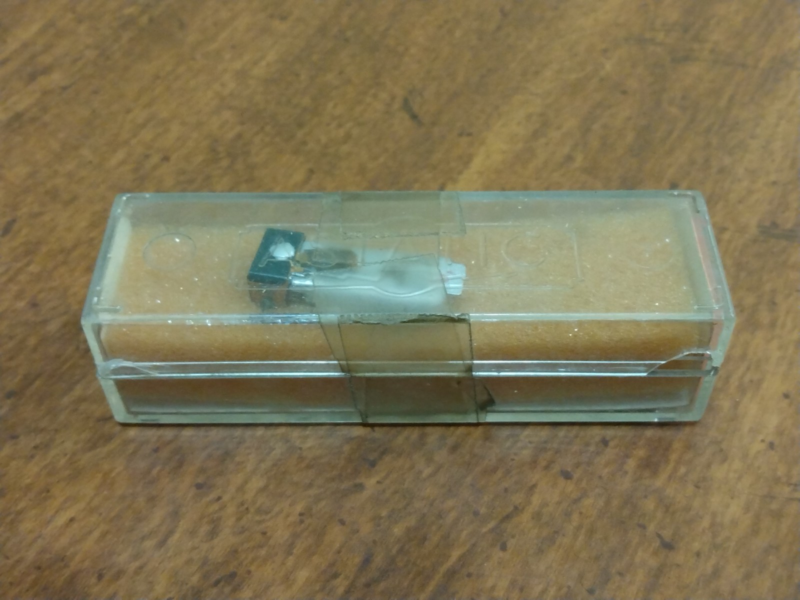 Vintage Astatic Phonograph Needle Cartridge 777 Replaces Zenith 142-150 NIB