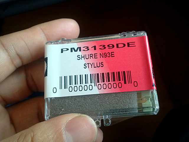 Shure N93E generic stylus (for Shure M93E cartridge)