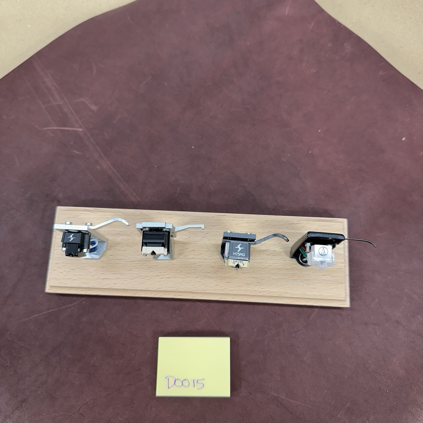 Turntable Cartridges Headshell Stand Display Beech – For Four Headshells