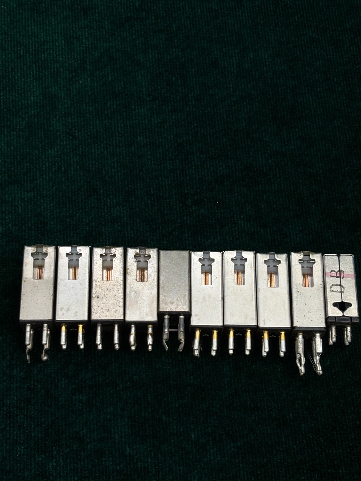 10x Ceramic Record Player Cartridges Lot – For Parts or Repair