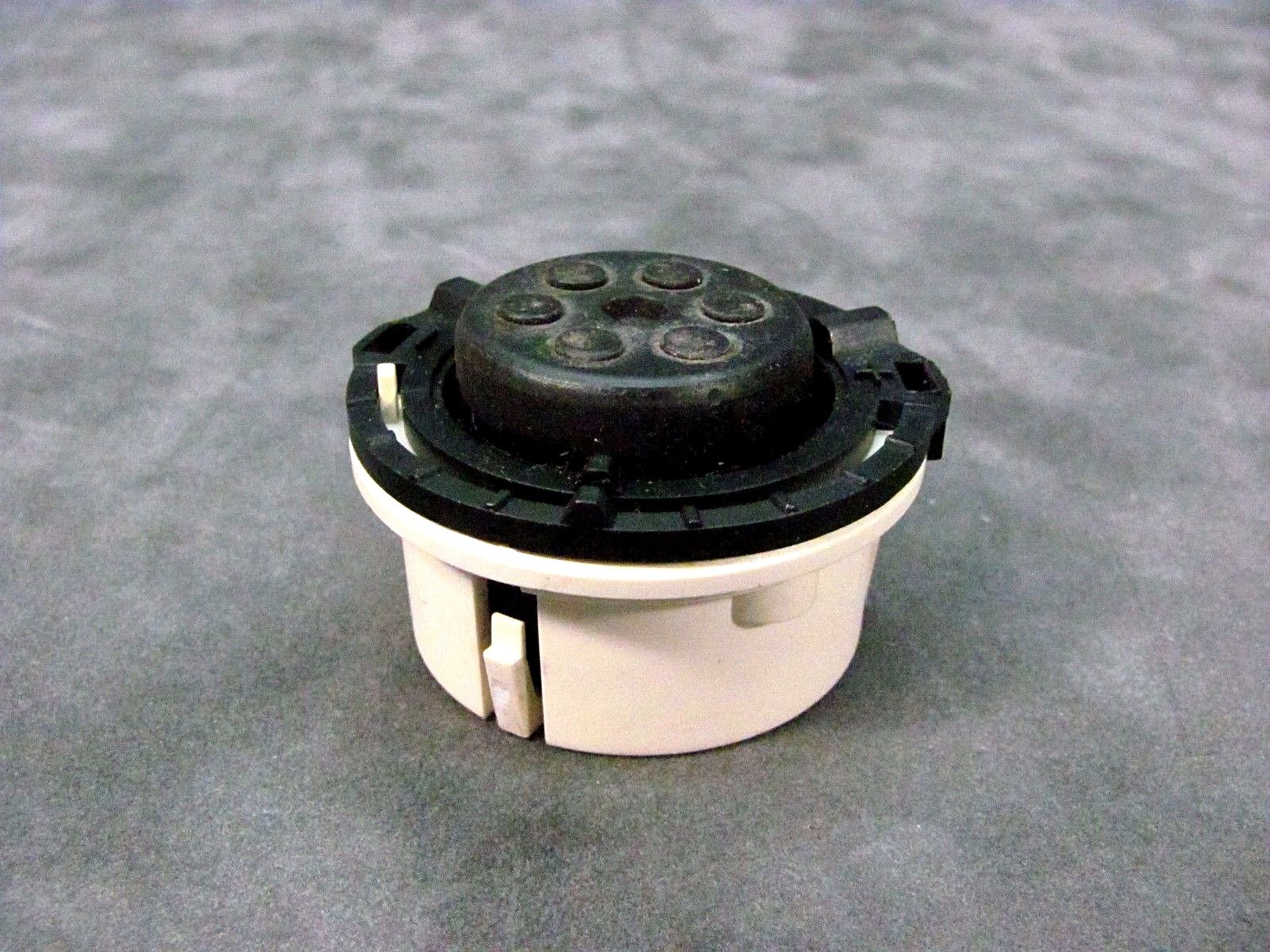 Dual CS 607 Turntable ~ REPAIR PART ~ Adjustable Leveling Foot Single (1)