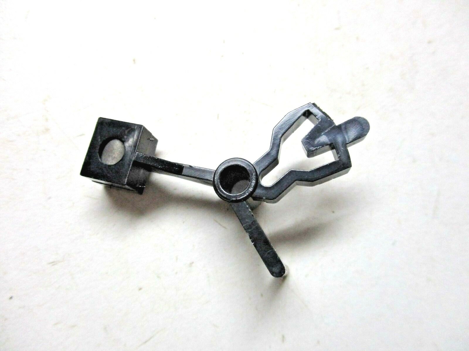 Denmark Beogram 1700 T5733 Black Plastic Transmission Swivel Arm Part Vintage