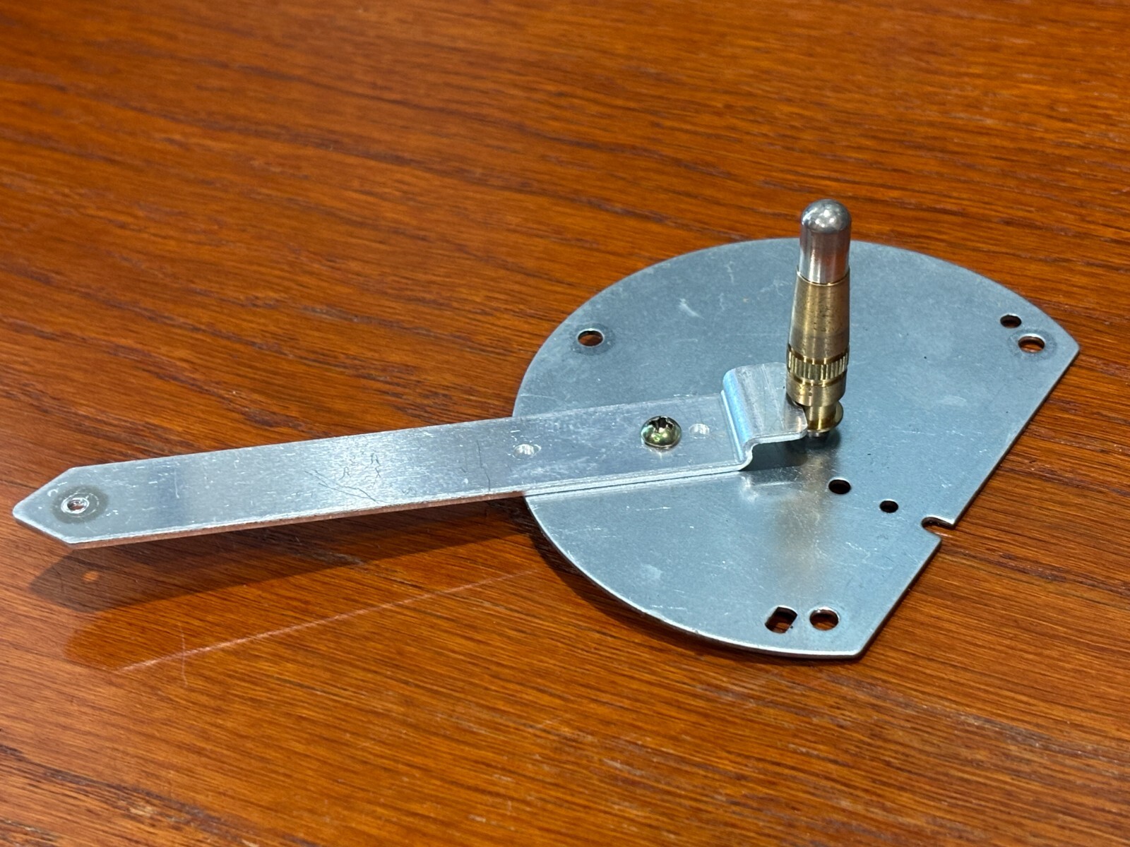 Technics SL-L20 Turntable Parts – Spindle Assembly