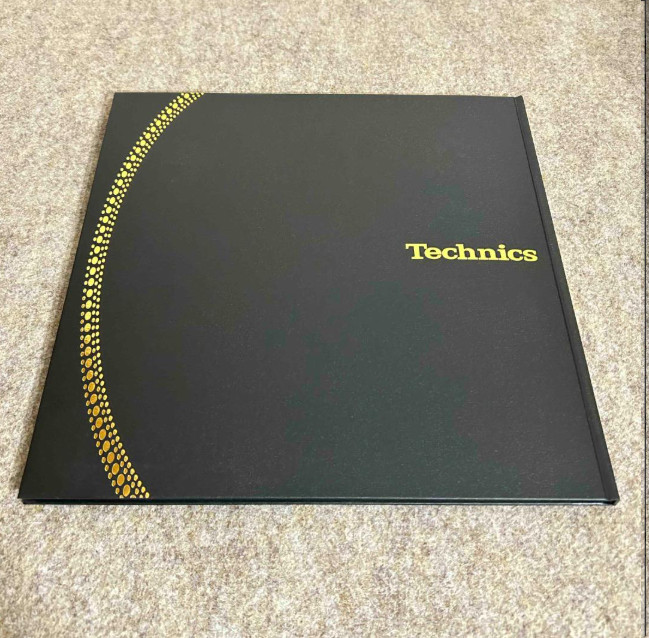 Technics Gold Disc 35Th Anniversary Commemoration SL-1200 Series and Book set