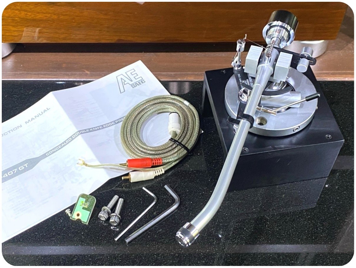 SAEC WE-407/GT Tonearm w/ Main Weight Arm Base SAEC Cable Tested JP ZH0GS03 2.0