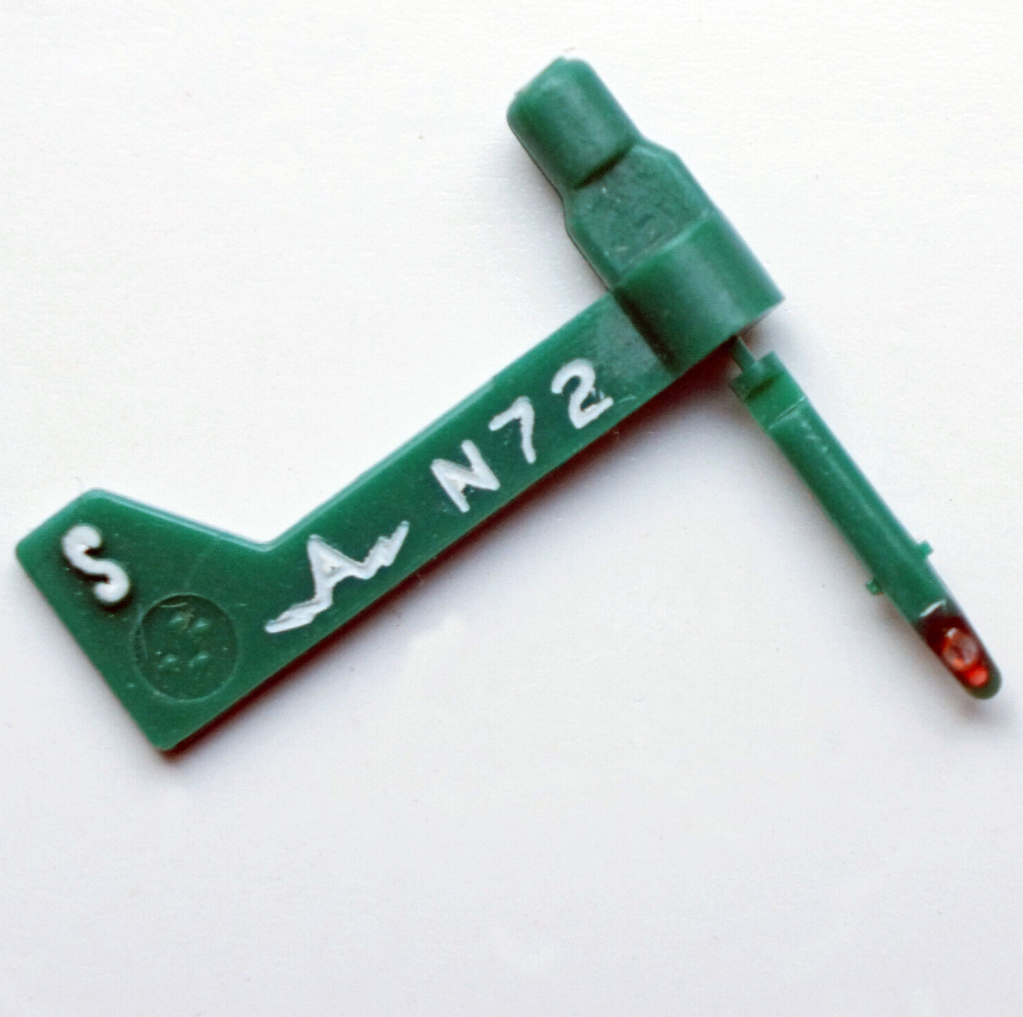 NOS Phonograph Needle Astatic N72 fr N50 N51 N60 N62 N68 N70 133 137 138 140 142