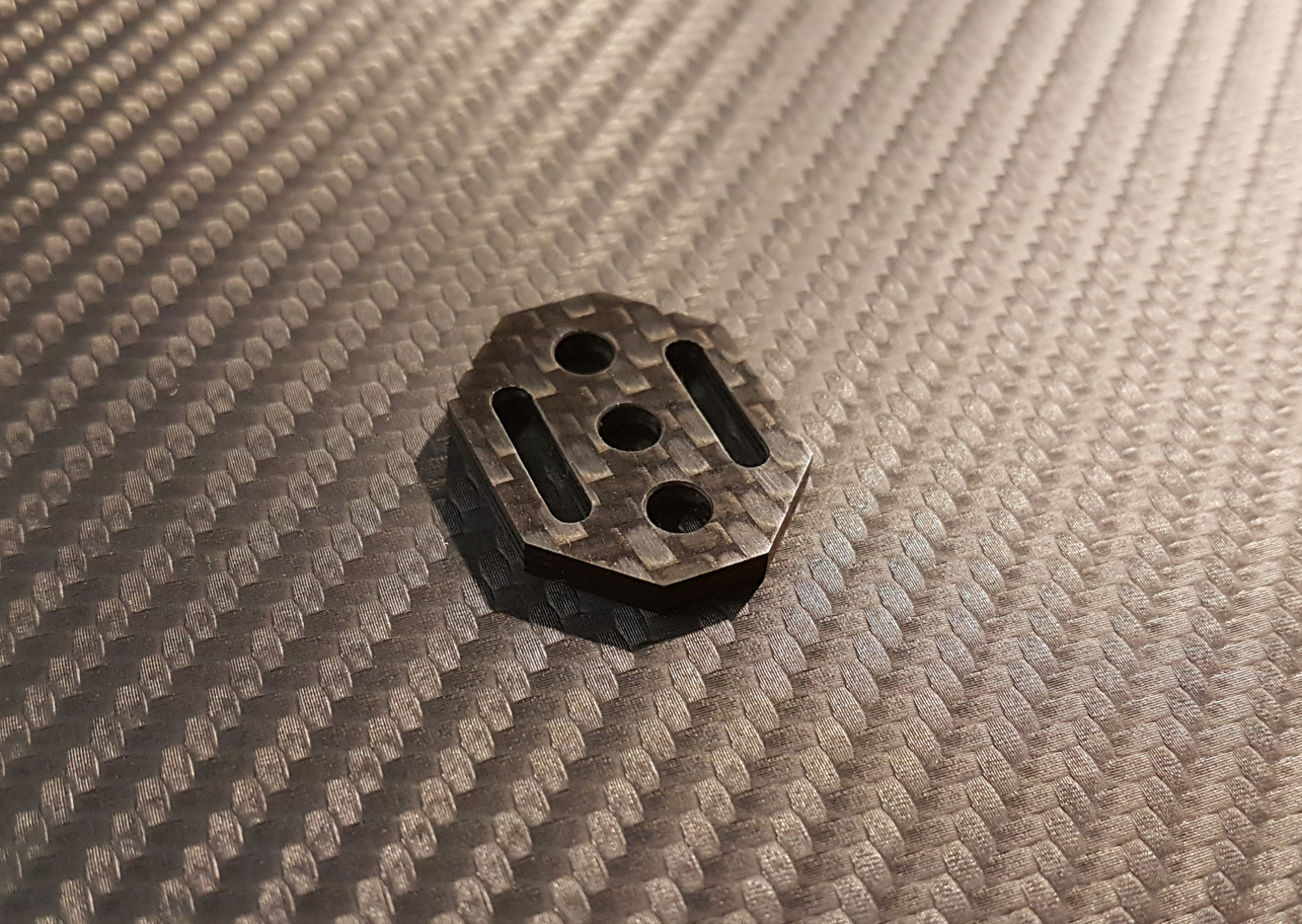 Headshell / Cartridge Isolation / Spacer for REGA RB Serie Tonearm Real Carbon