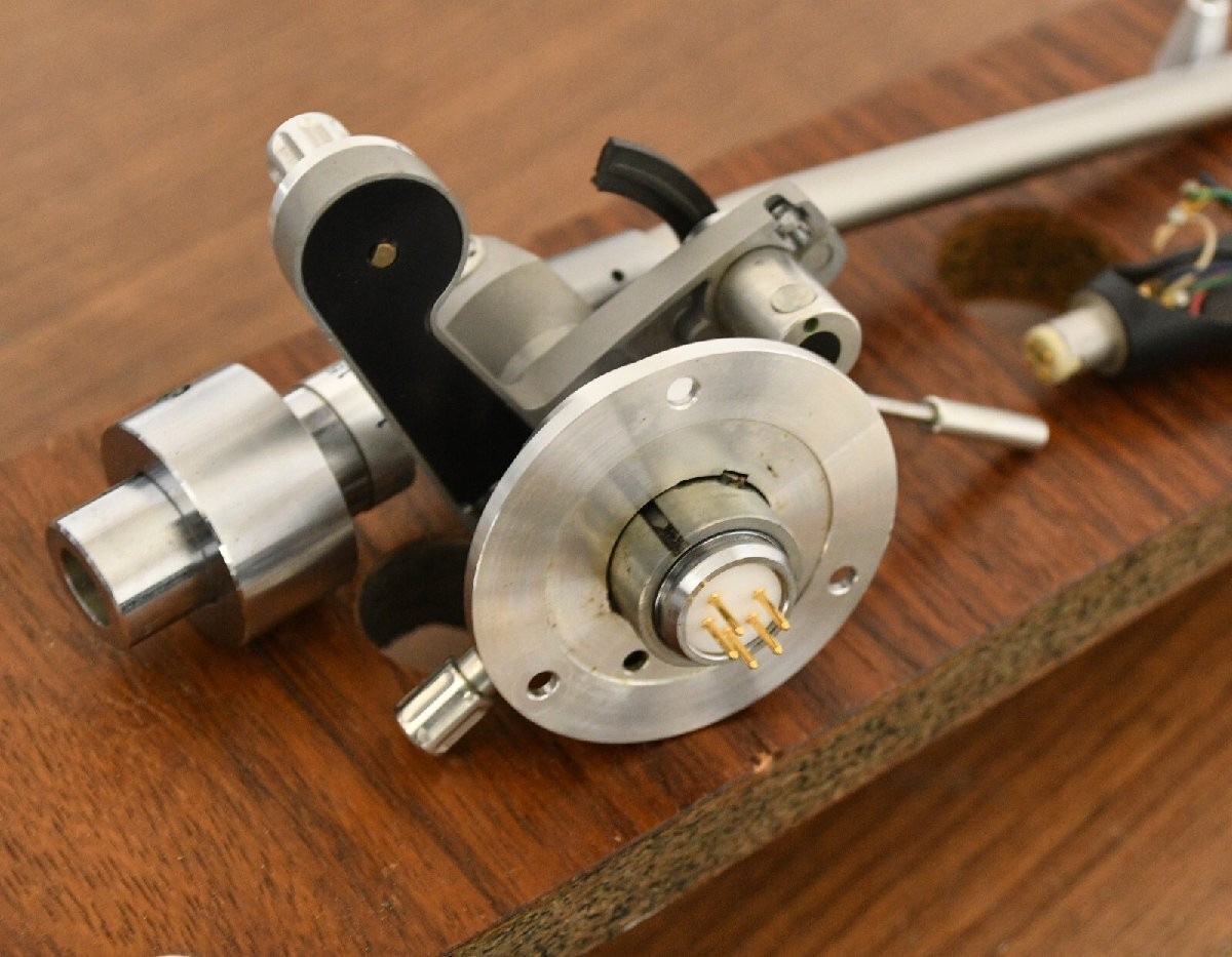 Micro Seiki MA-202L Long Version Universal Tonearm with Headshell Used