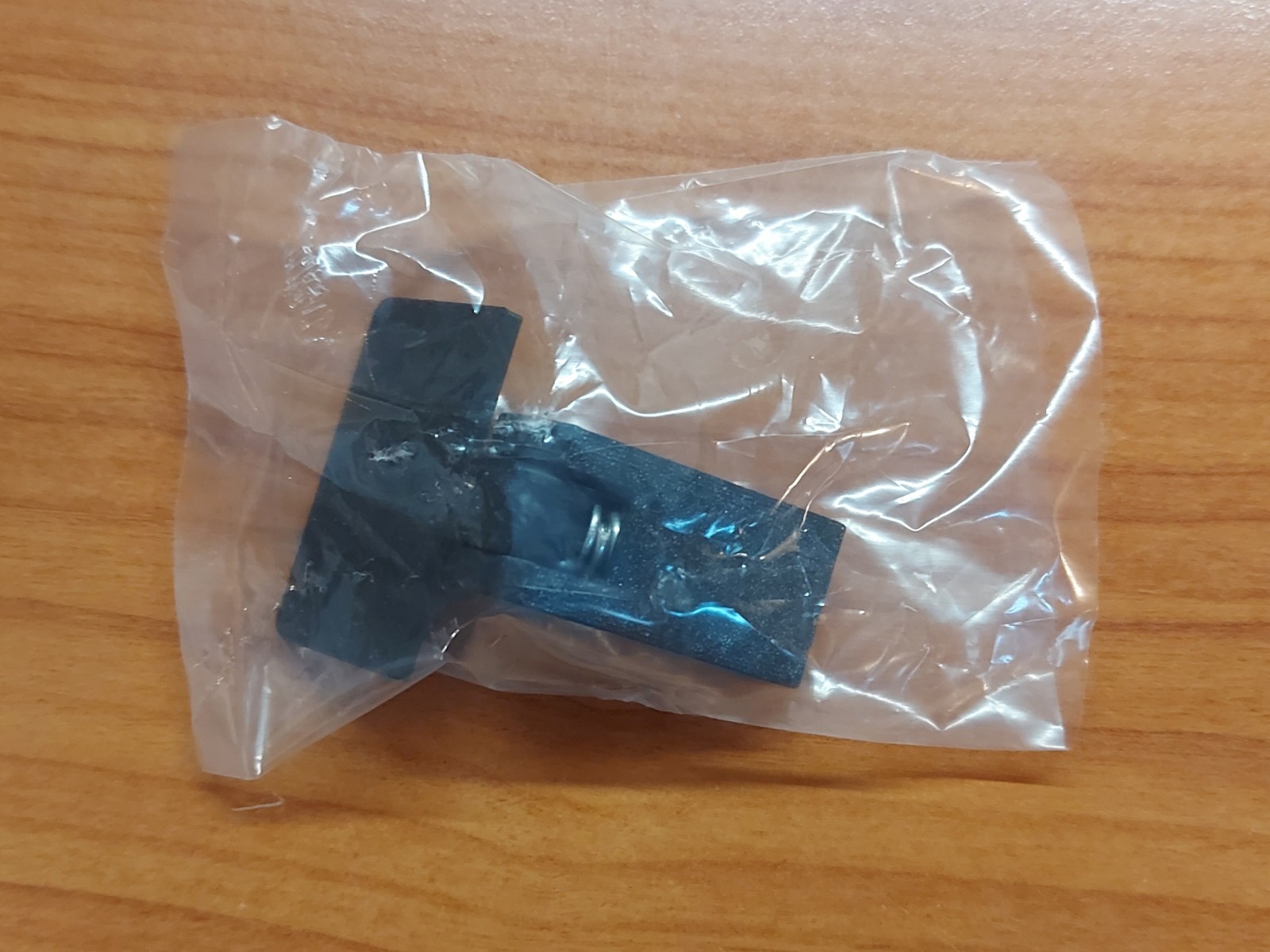 1x Turntable Dust Cover Hinge Hinges Member RELOOP RP-2000 MK3