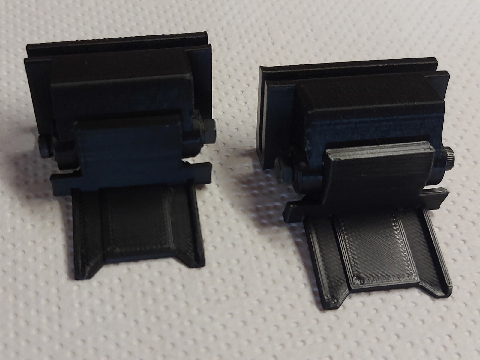 2x DENON DP 51 F DP-51F DP-51 F – Turntable Dust Cover Hinge Hinges LID