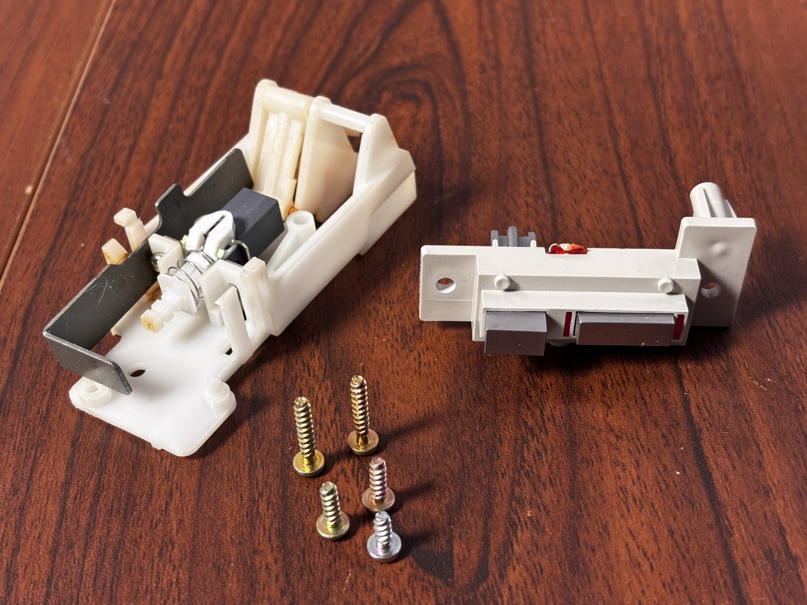 Yamaha P-850 Turntable 33 45 RPM Speed Selector Buttons Switch Assembly OEM