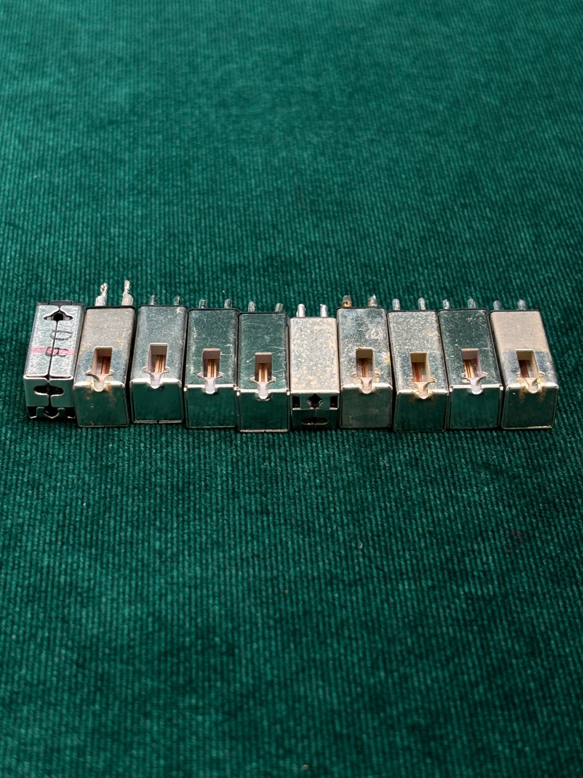 10x Ceramic Record Player Cartridges Lot – For Parts or Repair