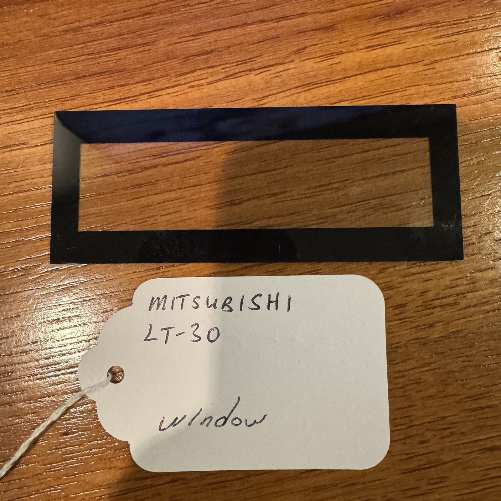 MITSUBISHI LT-30 ORIGINAL CLEAR WINDOW – EXCELLENT CONDITION