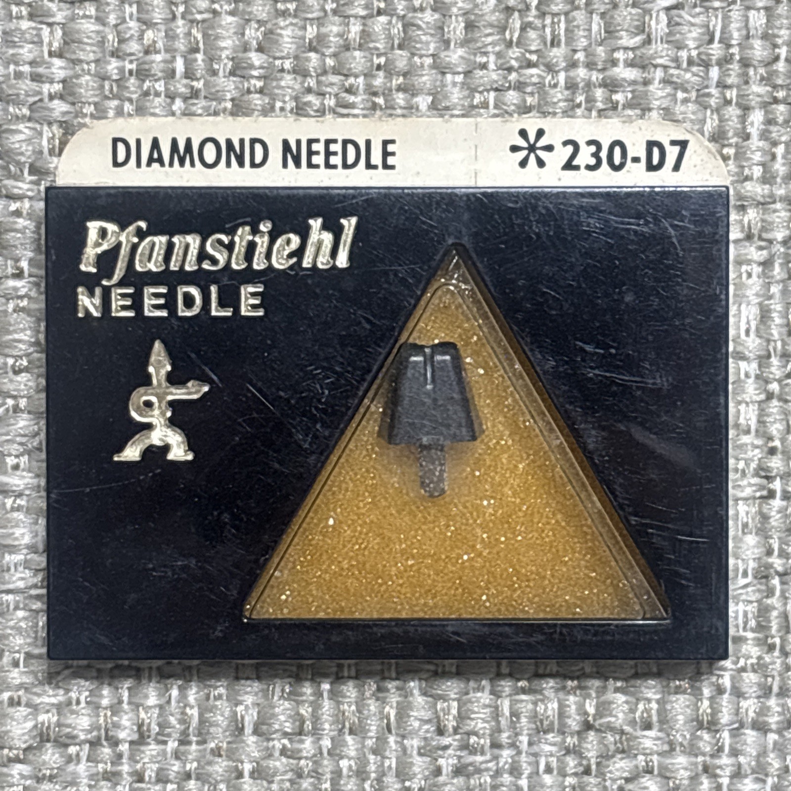 Pfanstiehl 230-D7 Diamond Stylus Replaces EMPIRE S-808-7RD For 80EE, 808 – NOS