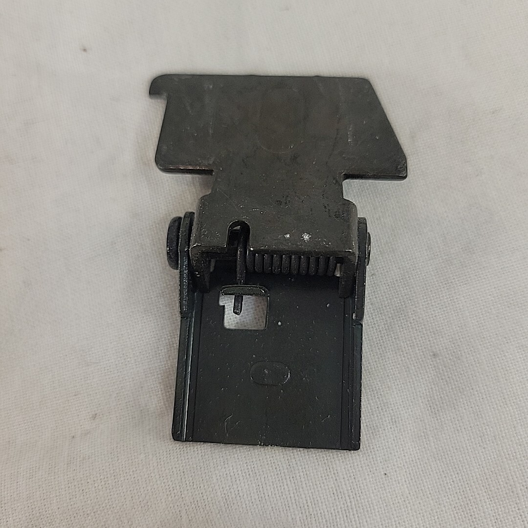 AIWA PX-E860 Turntable Part: Dust Cover Hinge